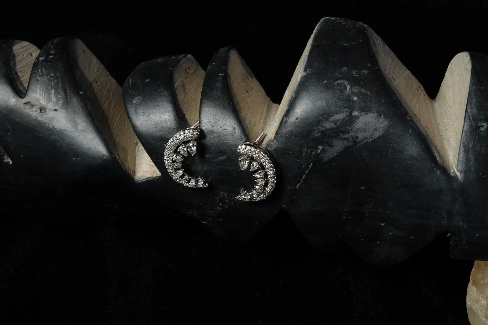 Mehnaz Earrings — view 2